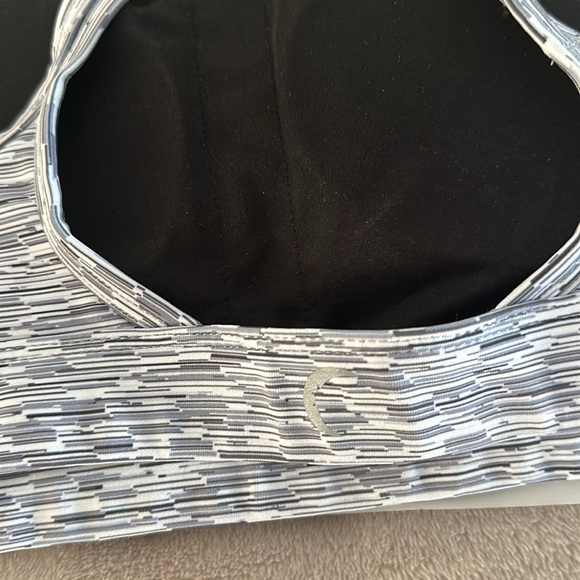 ZYIA Active Gray Level Light n Tight Bra (L) BNWT & Bag - Picture 7 of 7